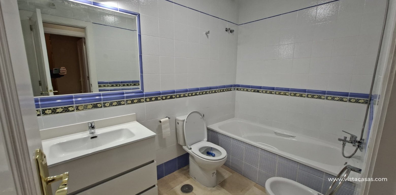 Resale - Bungalow - Villamartin - Rioja