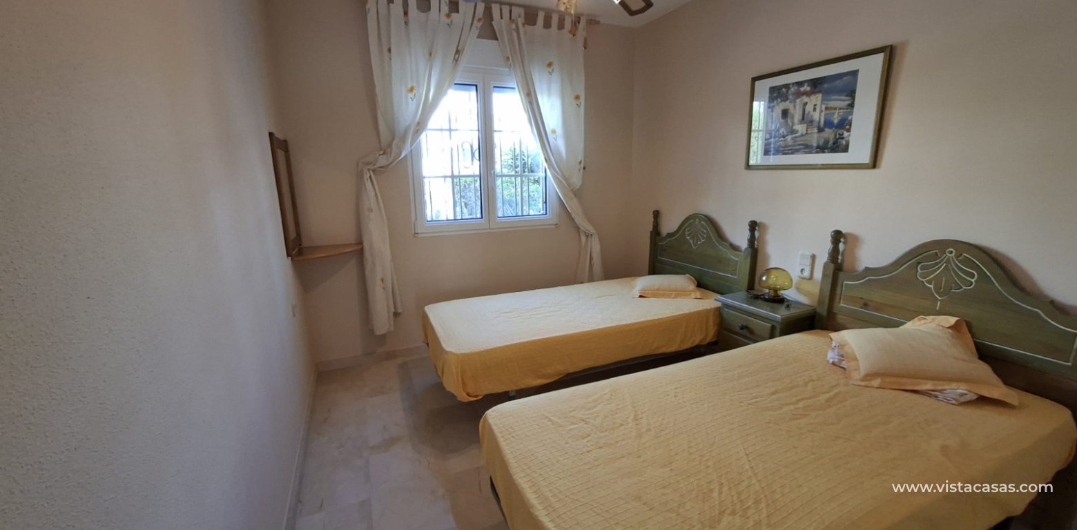 Resale - Bungalow - Villamartin - Rioja