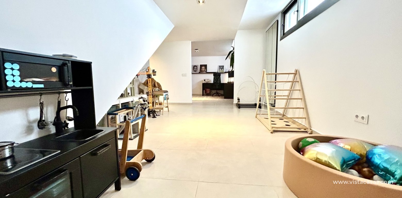 Resale - Villa - San Miguel de Salinas