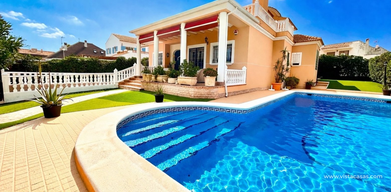 Resale - Villa - Torrevieja - La Mata