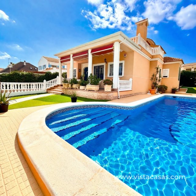 Villa - Resale - Torrevieja - La Mata