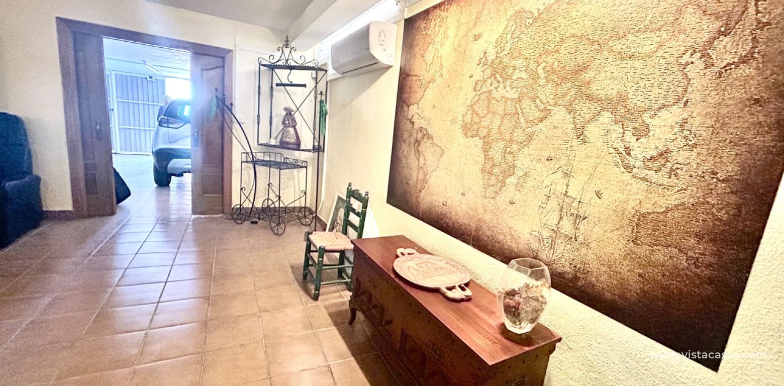 Resale - Villa - Torrevieja - La Mata