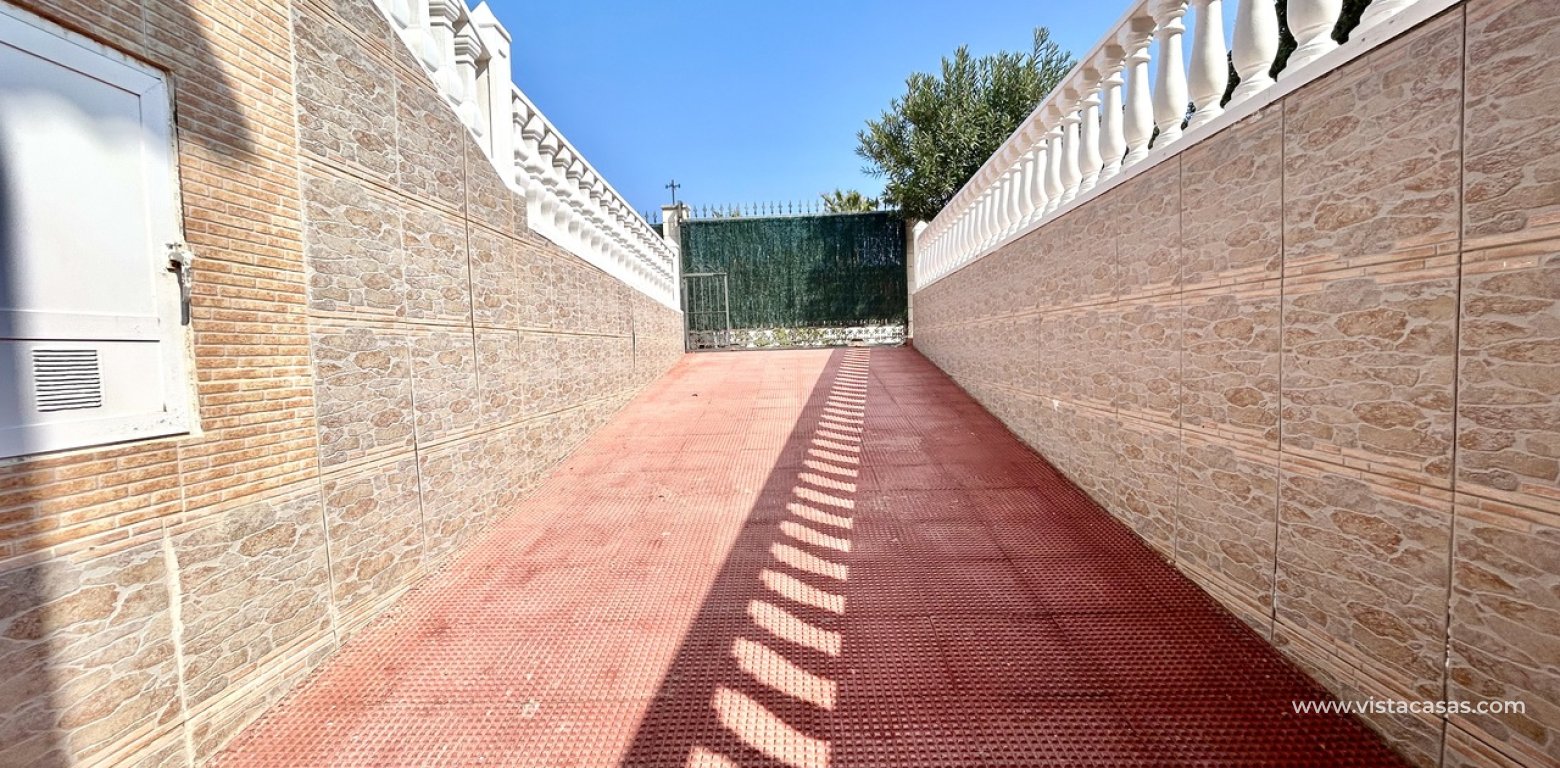 Resale - Villa - Torrevieja - La Mata