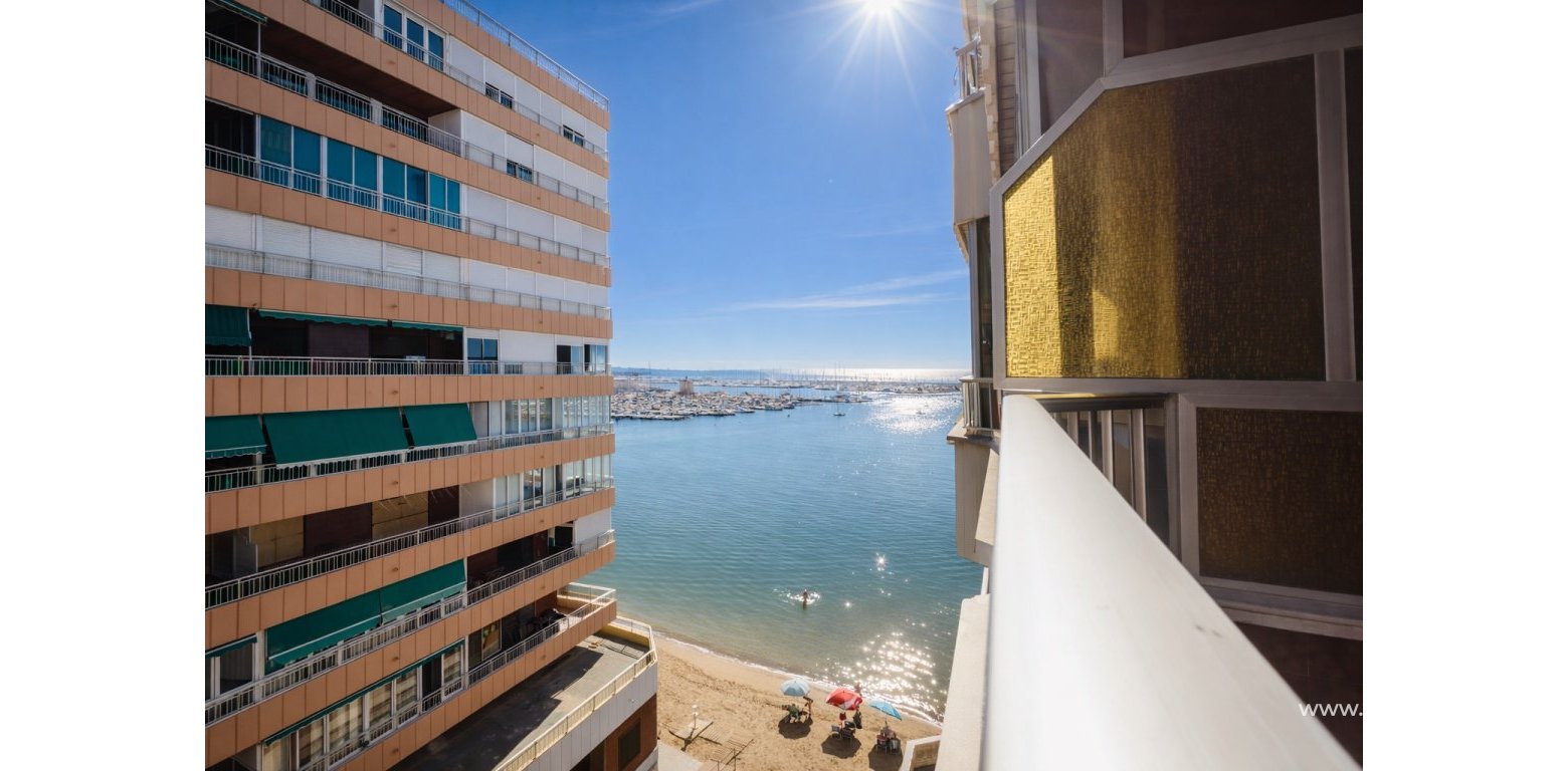 Resale - Apartment - Torrevieja