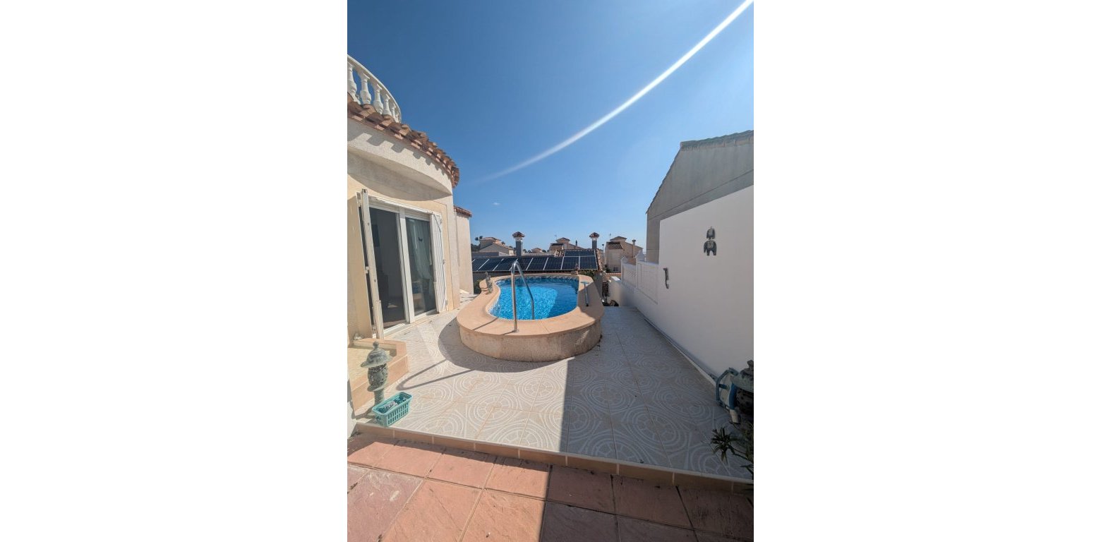 Resale - Villa - San Miguel de Salinas