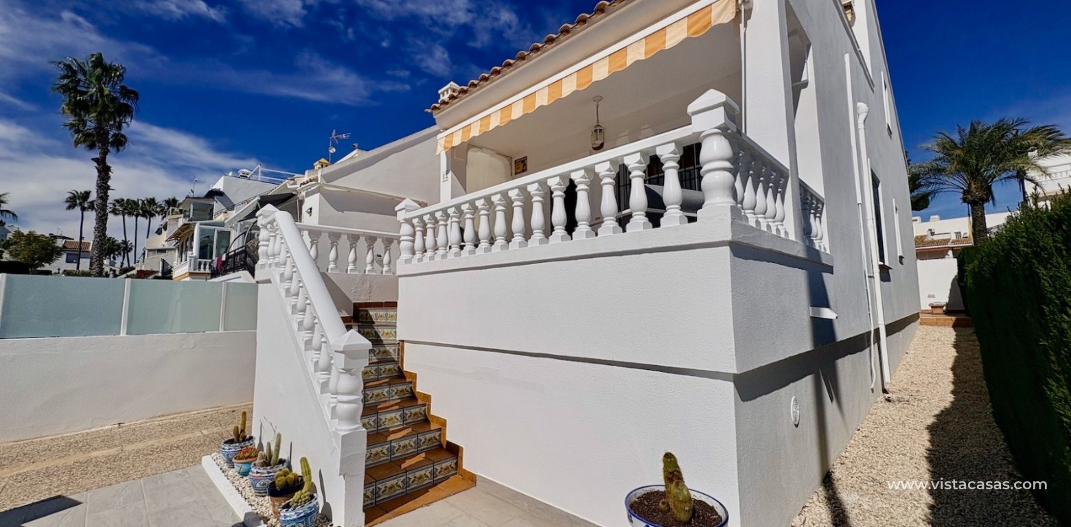 Resale - Villa - Villamartin