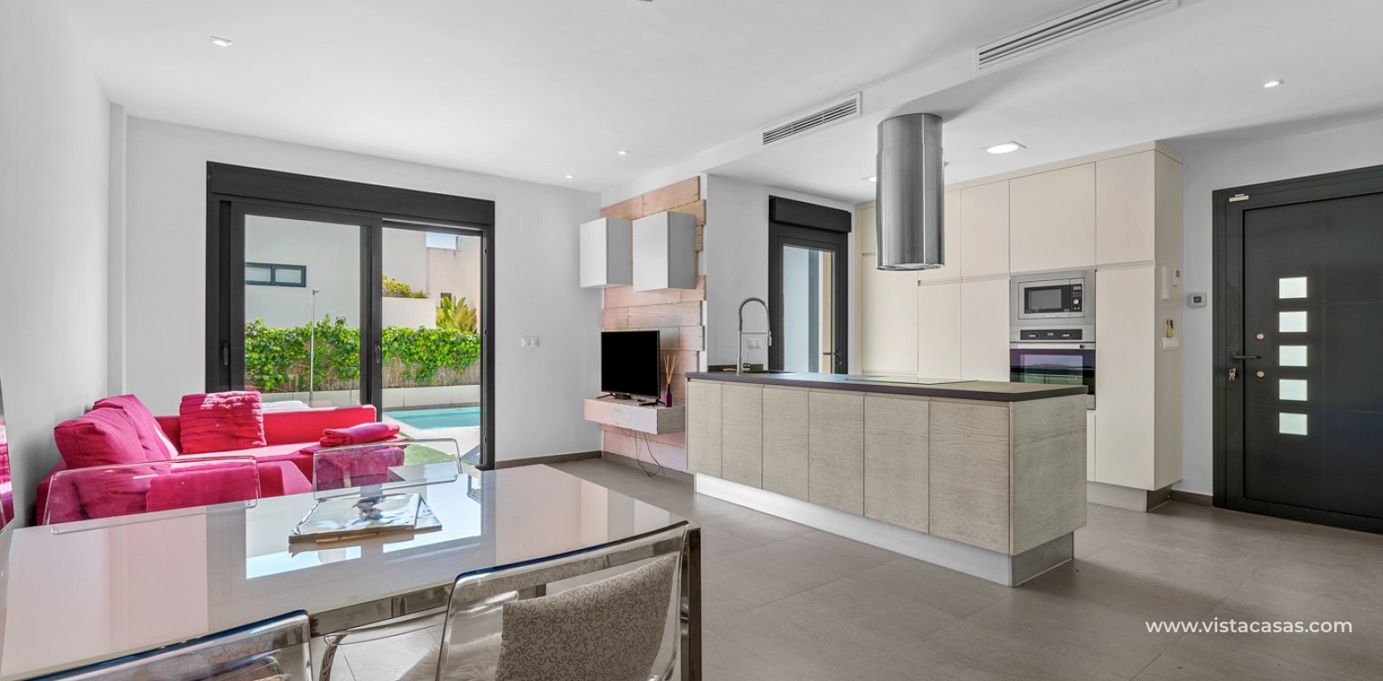 Resale - Villa - Ciudad Quesada