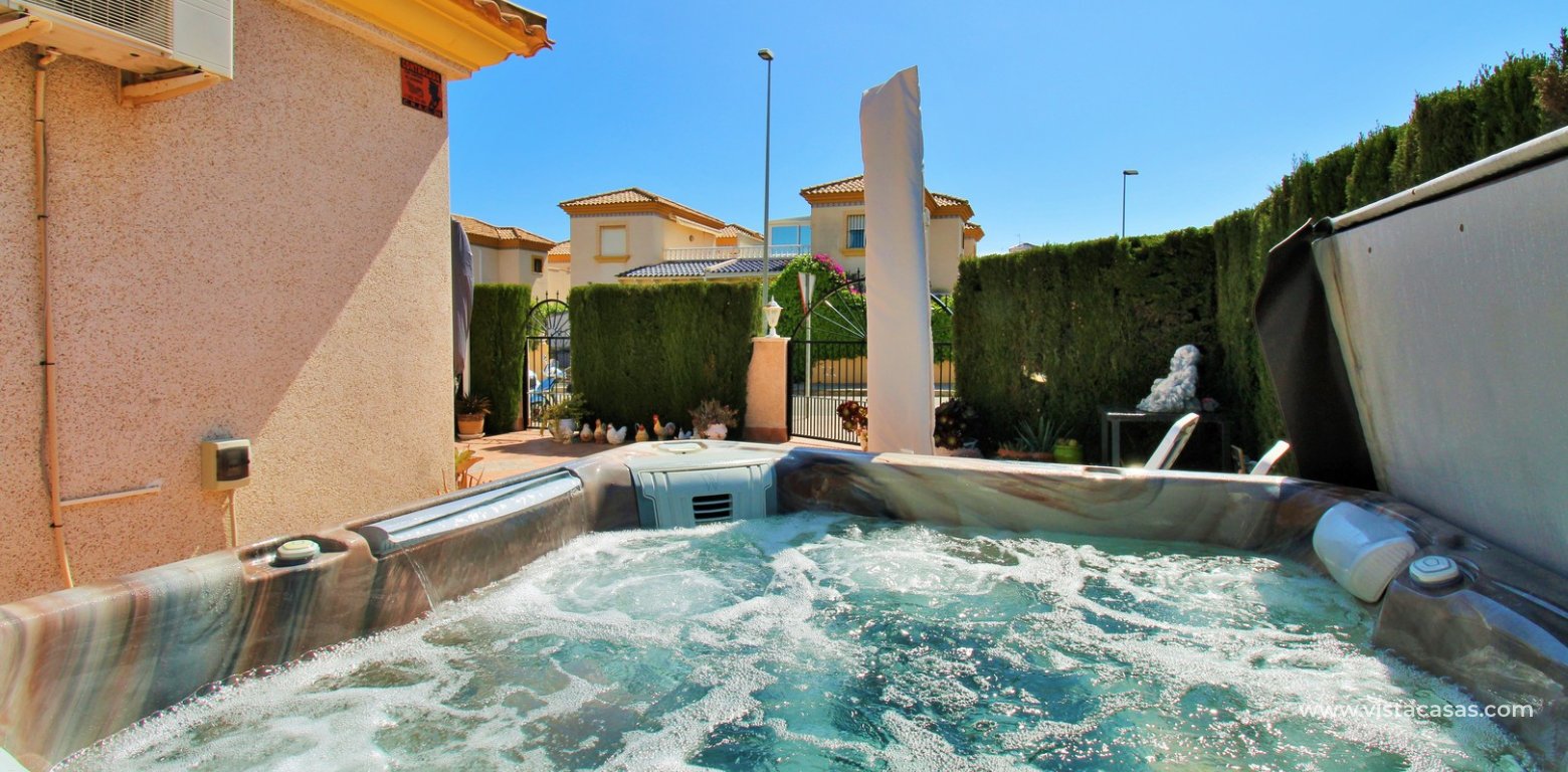 Townhouse for Sale in Oporto Golf Villamartin jacuzzi