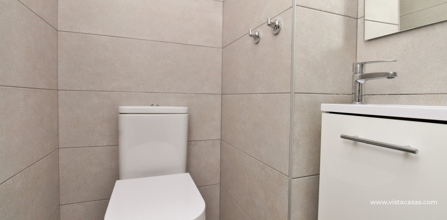 Sea View Villa with Heated Pool in Villamartin wc