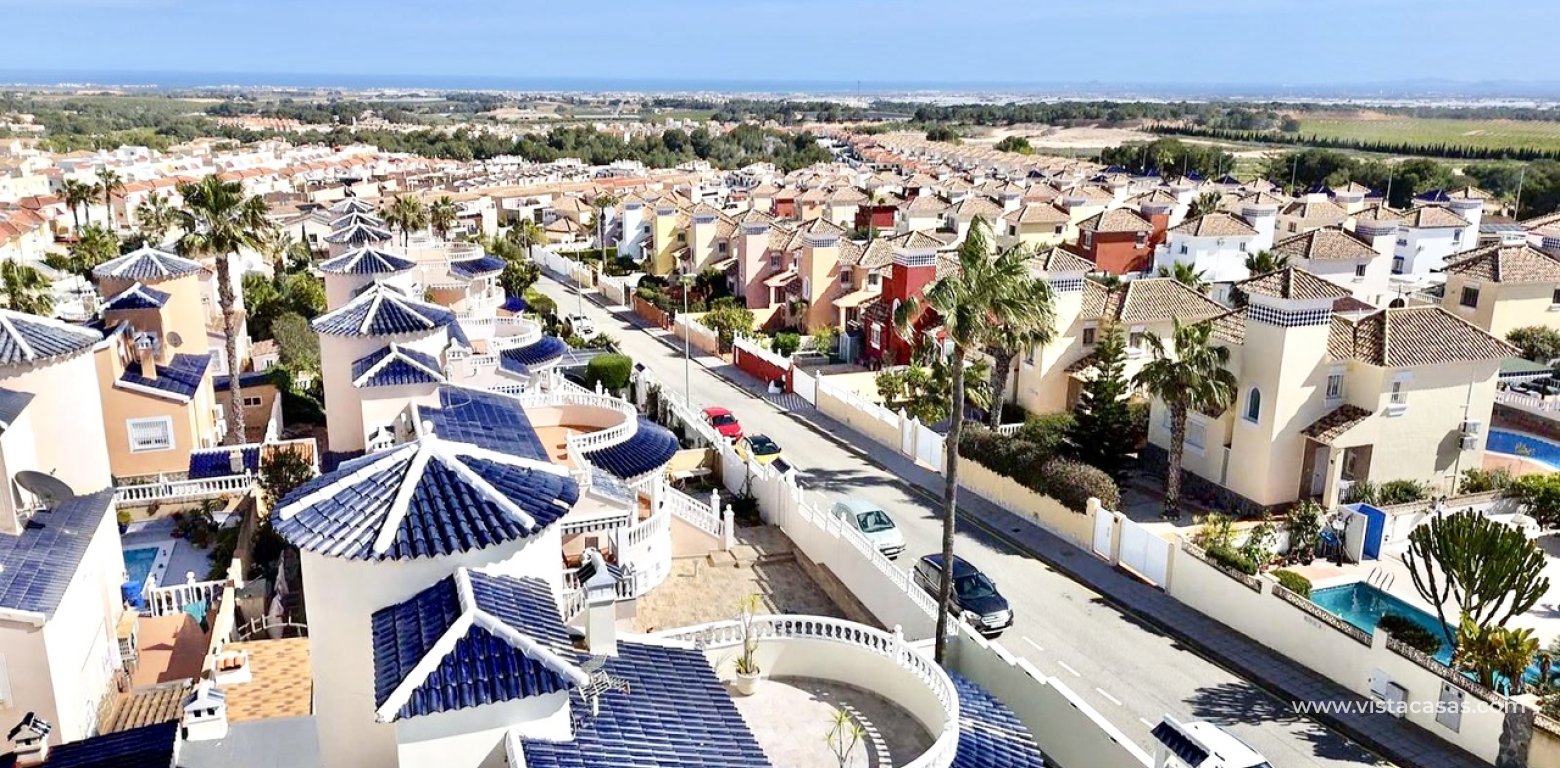 Resale - Villa - Pinar de Campoverde