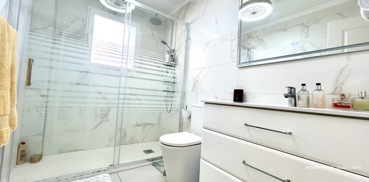 Resale - Villa - Pinar de Campoverde