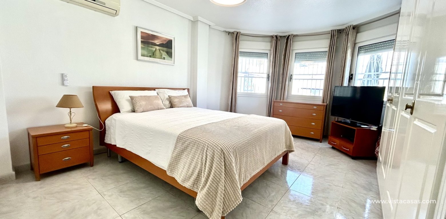 Resale - Villa - Pinar de Campoverde