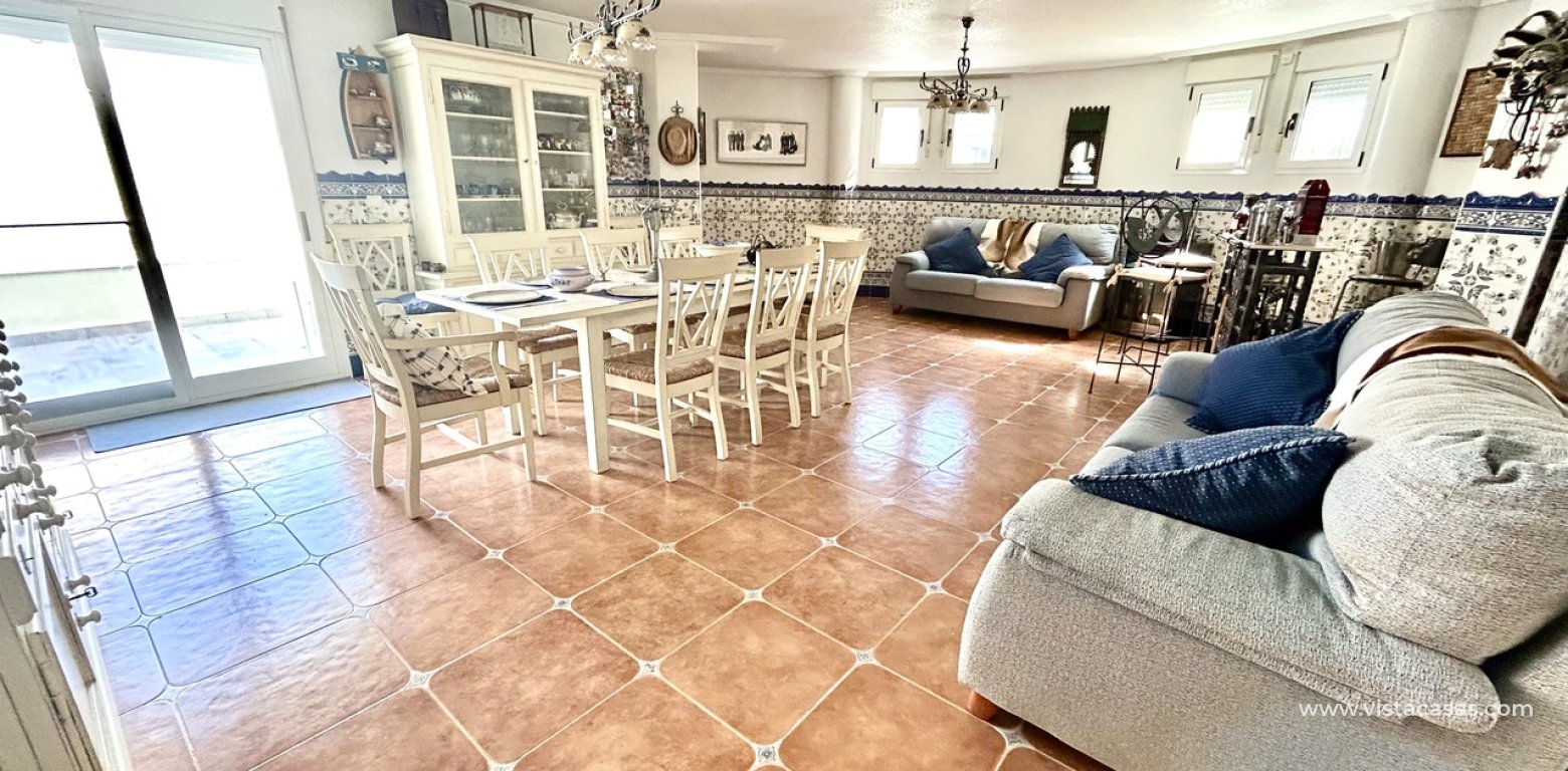 Resale - Villa - Pinar de Campoverde