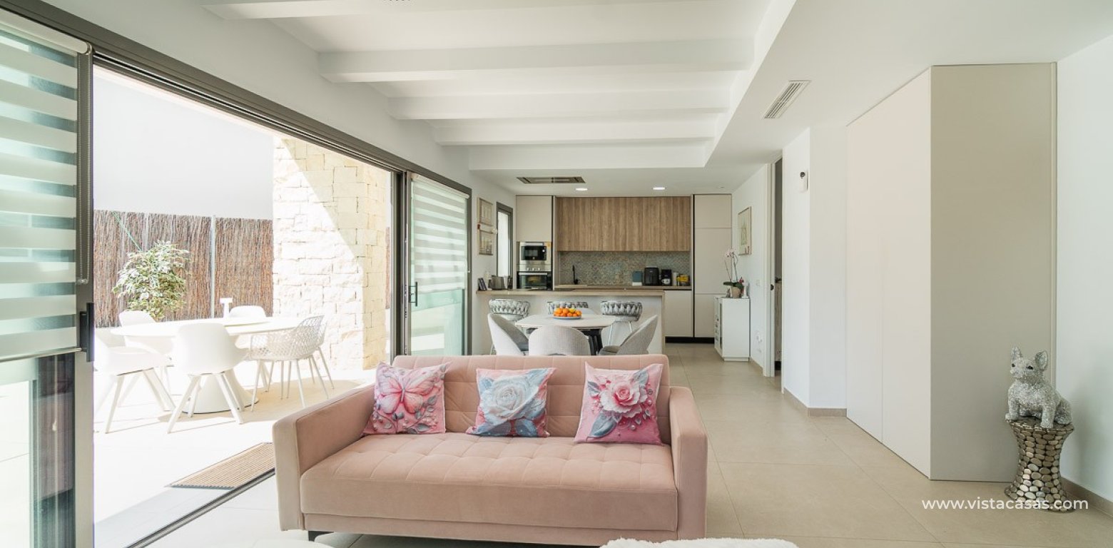 Resale - Villa - Villamartin