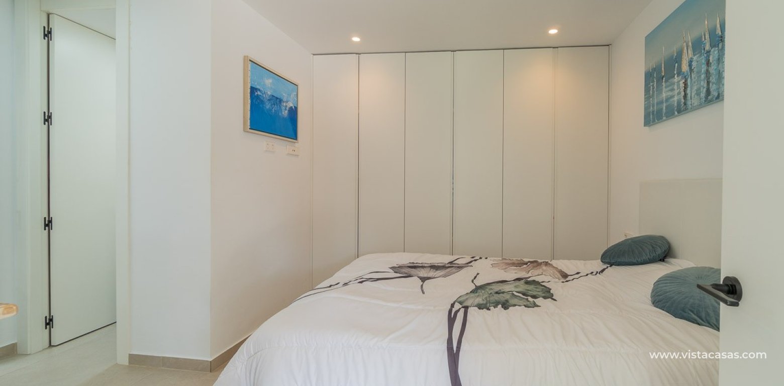 Resale - Villa - Villamartin