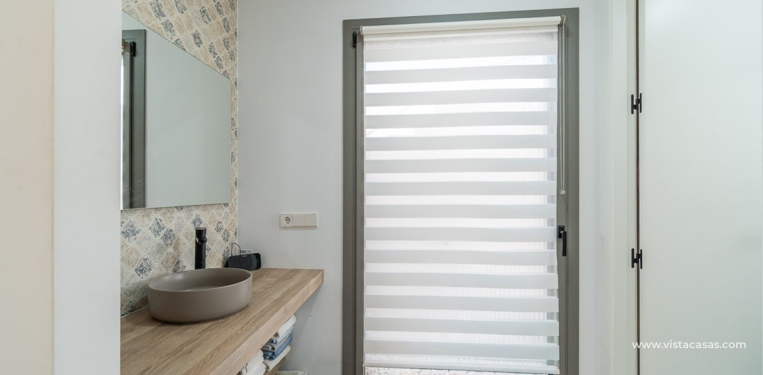 Resale - Villa - Villamartin