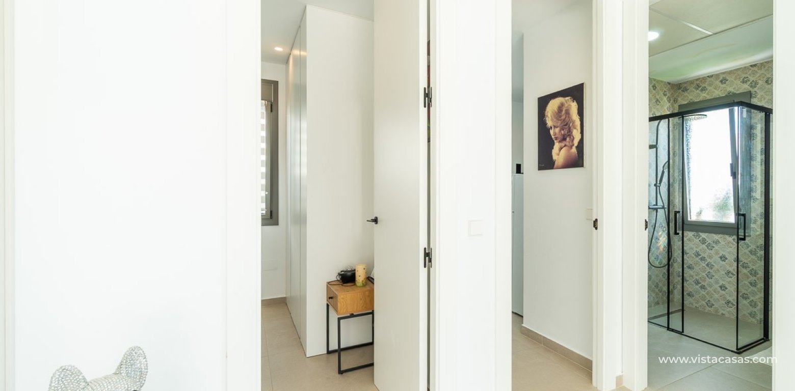 Resale - Villa - Villamartin