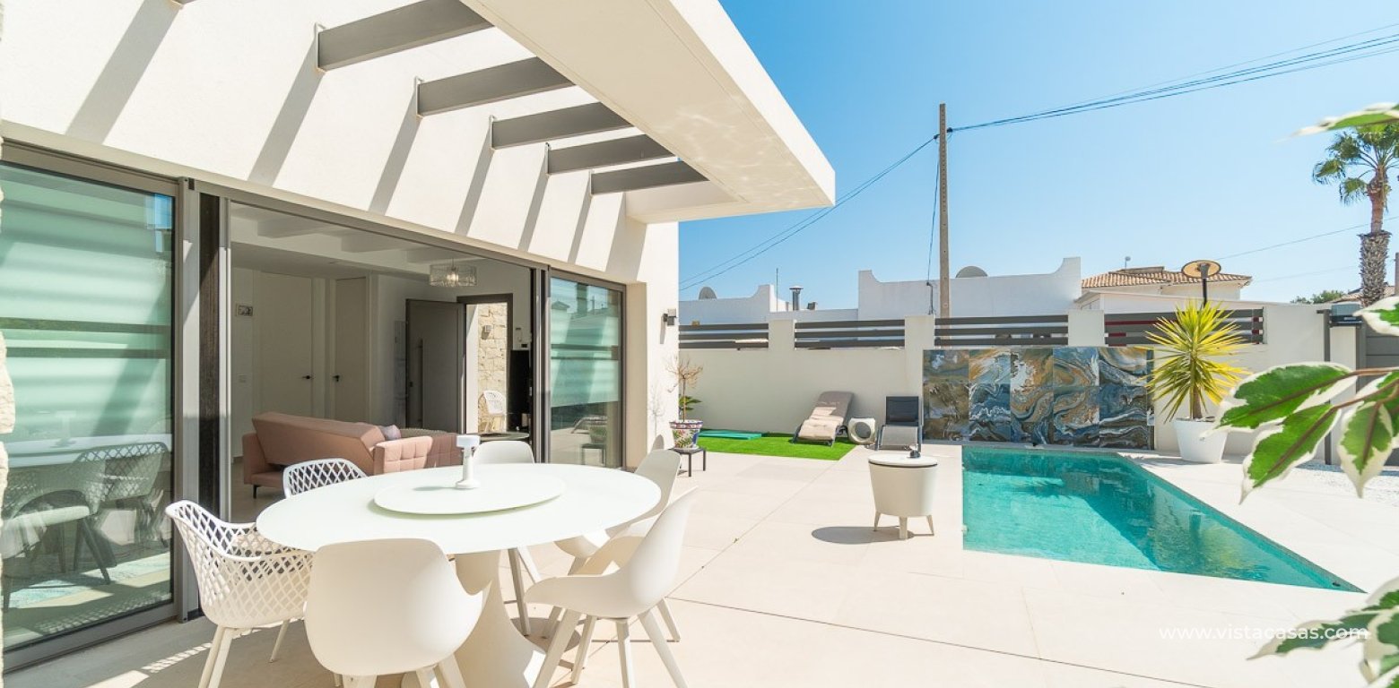 Resale - Villa - Villamartin