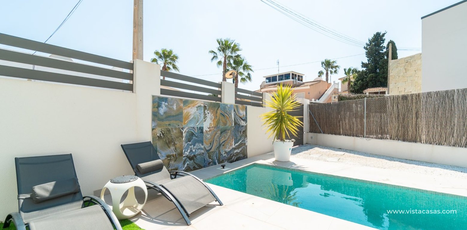 Resale - Villa - Villamartin