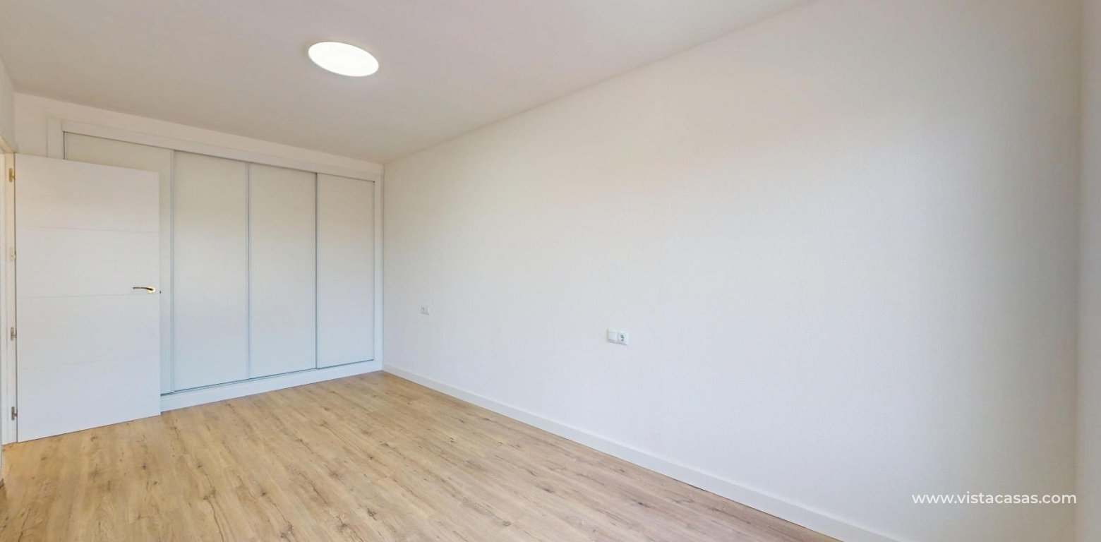 Resale - Bungalow - Orihuela Costa - Villamartin