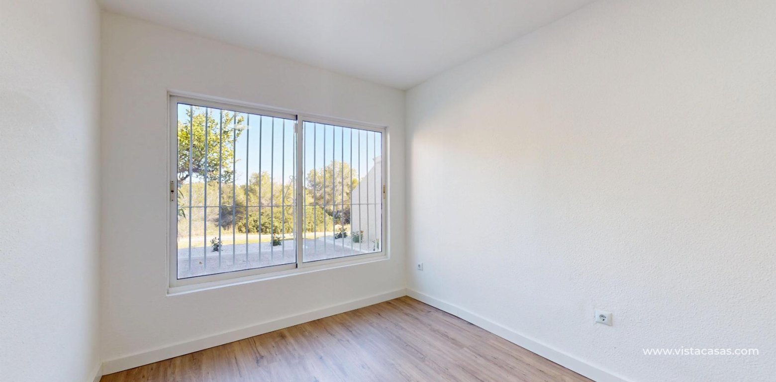 Resale - Bungalow - Orihuela Costa - Villamartin