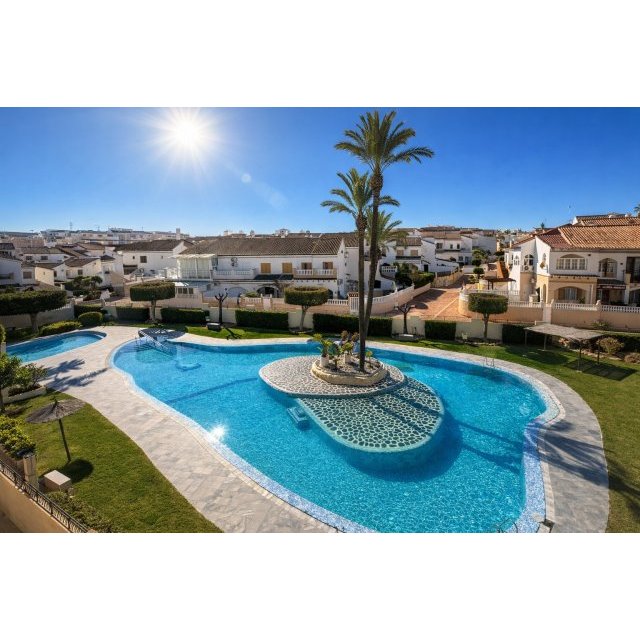 Appartement - Sale - Torrevieja - La Mata