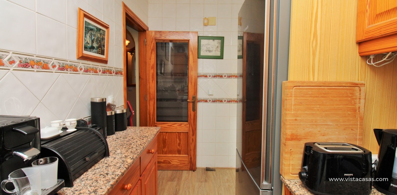 South-Facing 2 Bed Bungalow For Sale in Loma Golf Villamartin kitchen 3