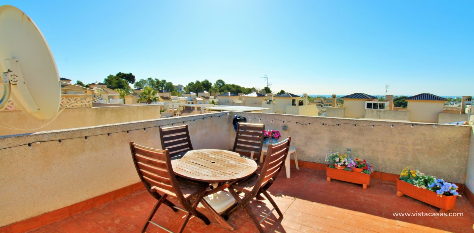 South-Facing 2 Bed Bungalow For Sale in Loma Golf Villamartin roof terrace