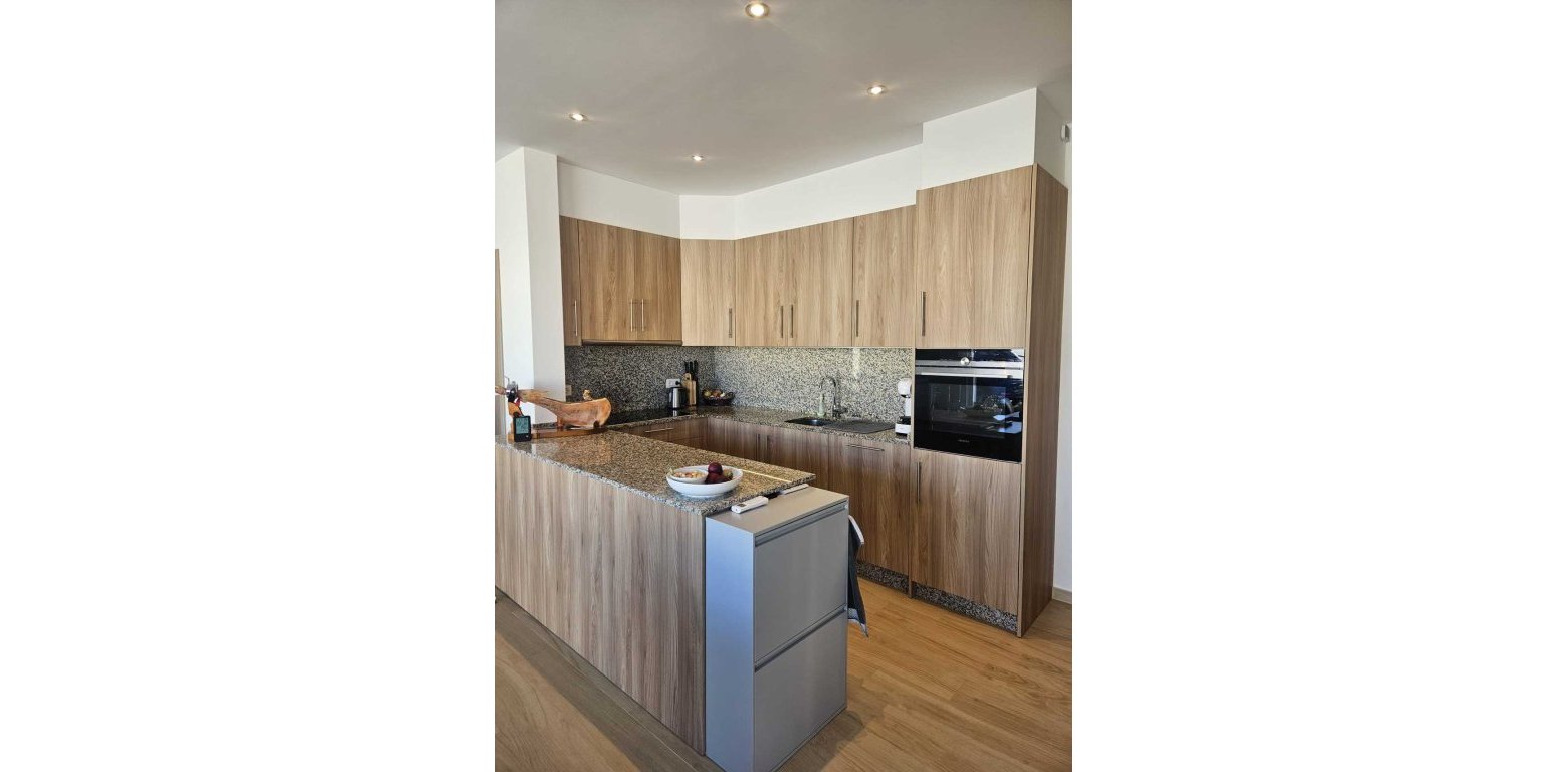 Resale - Villa - Torrevieja