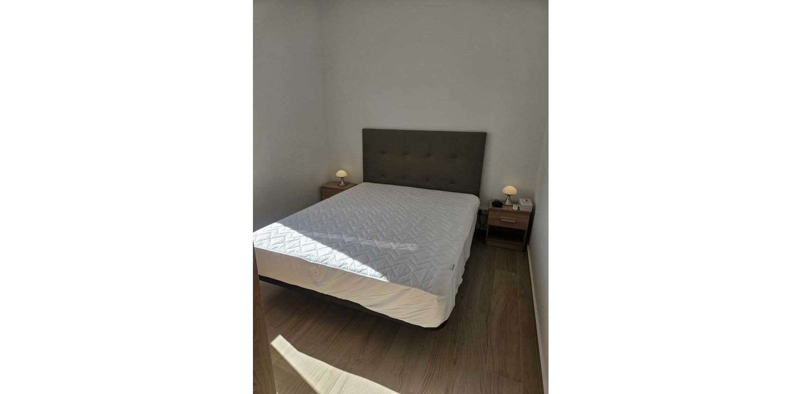 Resale - Villa - Torrevieja