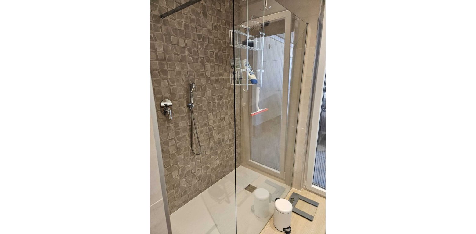 Resale - Villa - Torrevieja