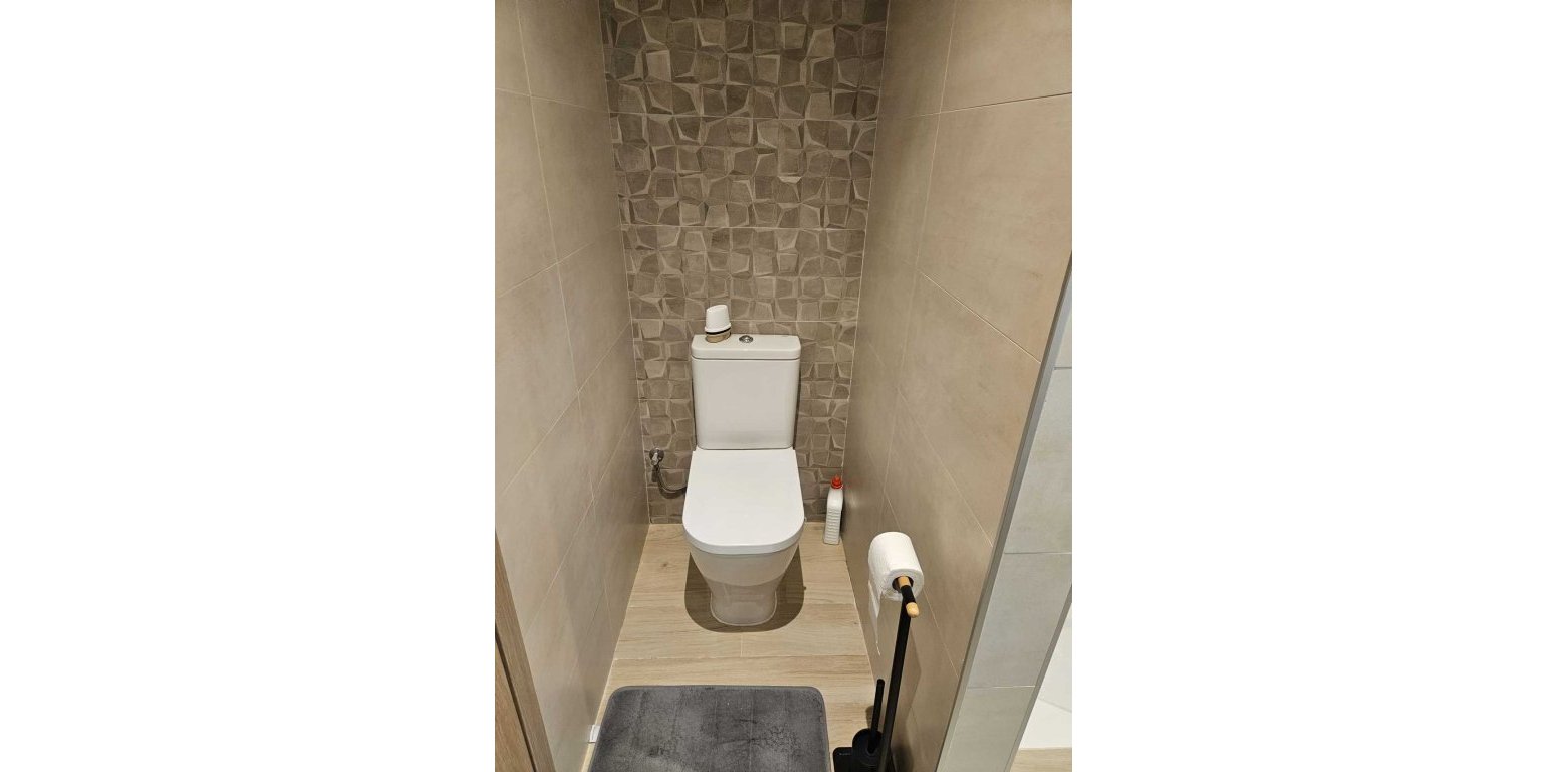 Resale - Villa - Torrevieja