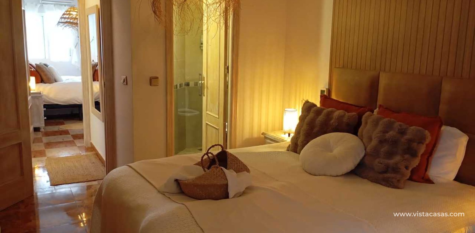 Resale - Apartment - Villamartin