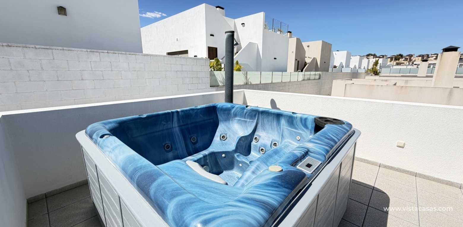 Resale - Villa - Villamartin