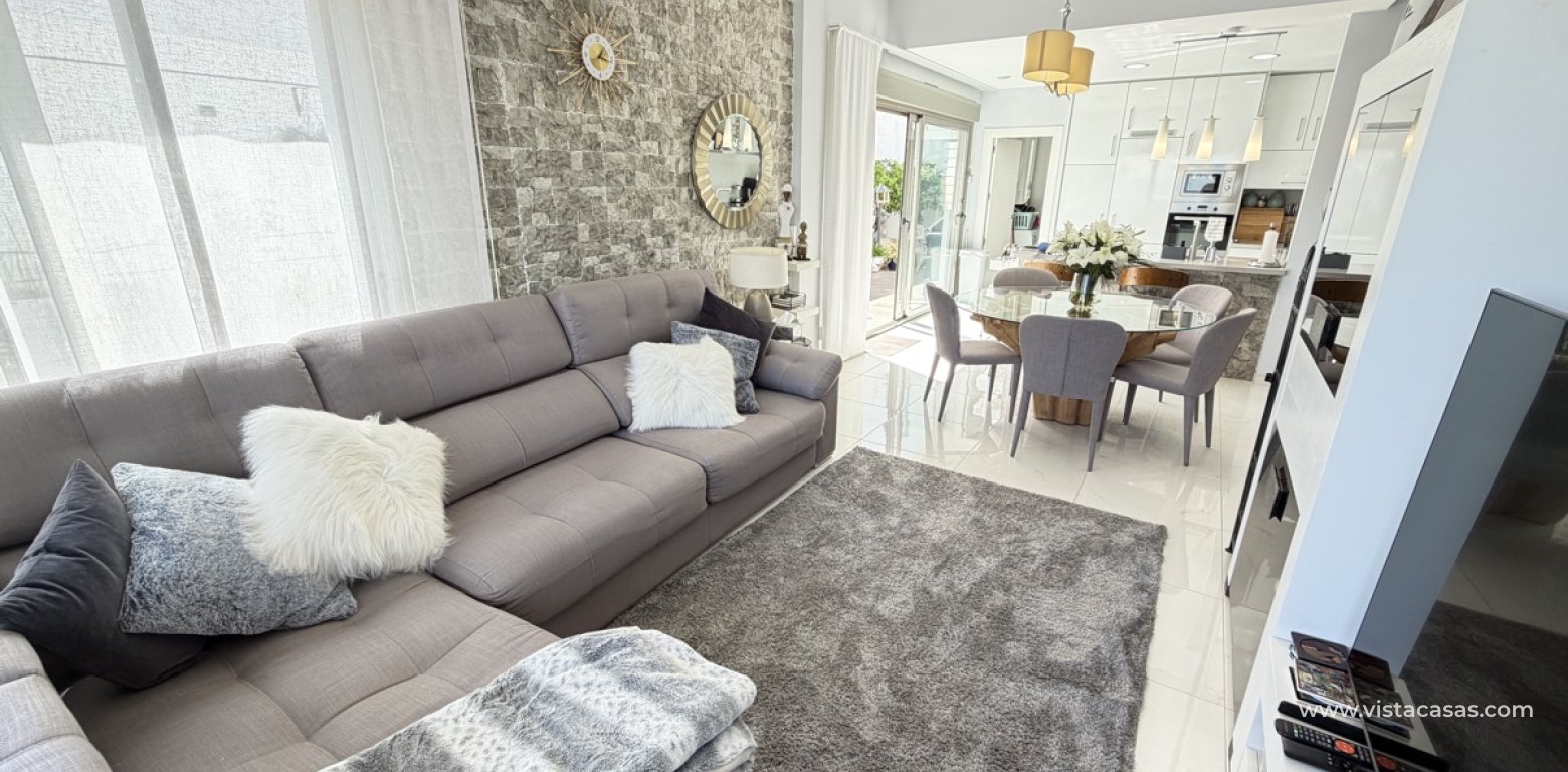 Resale - Villa - Villamartin