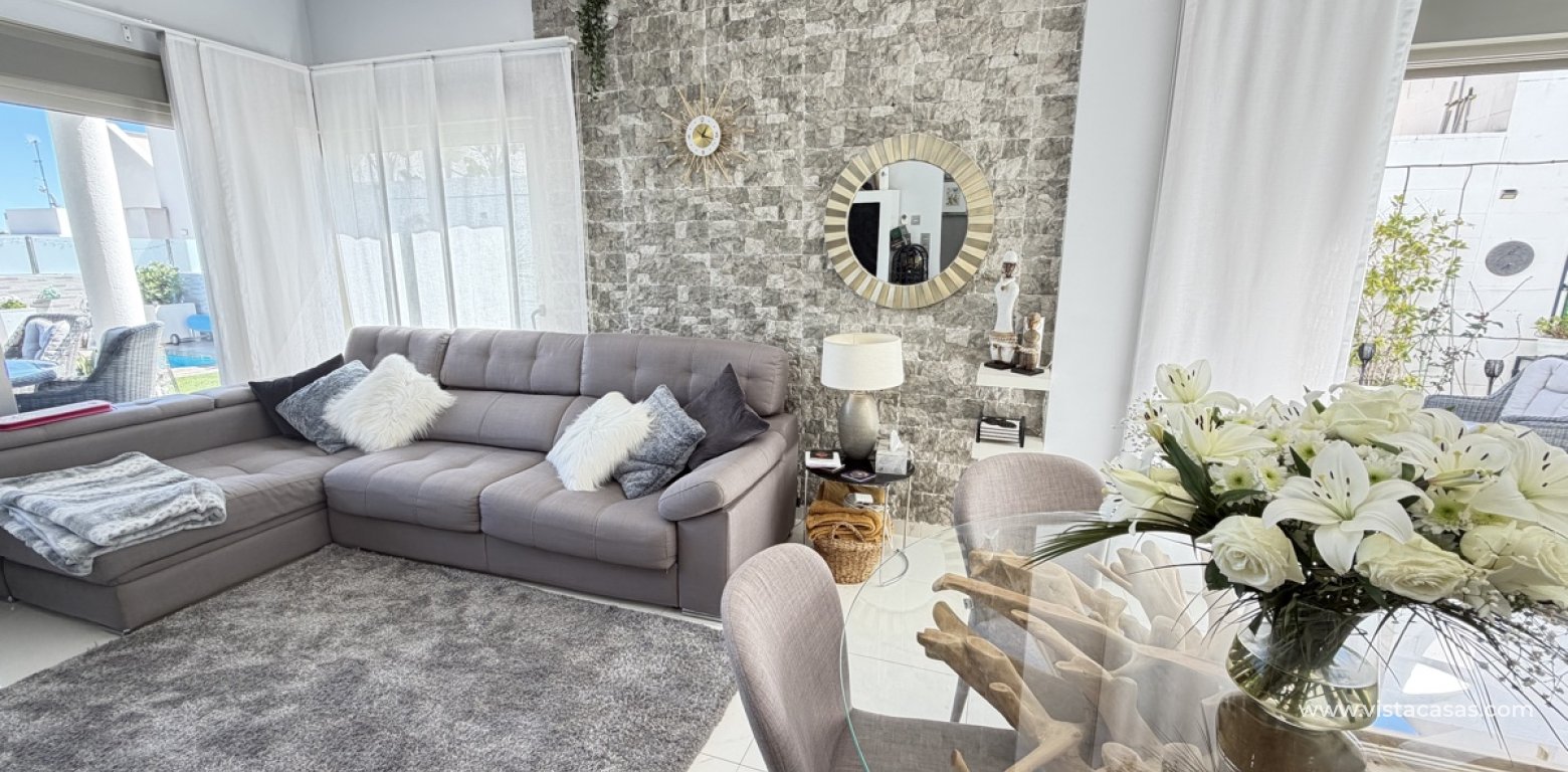 Resale - Villa - Villamartin