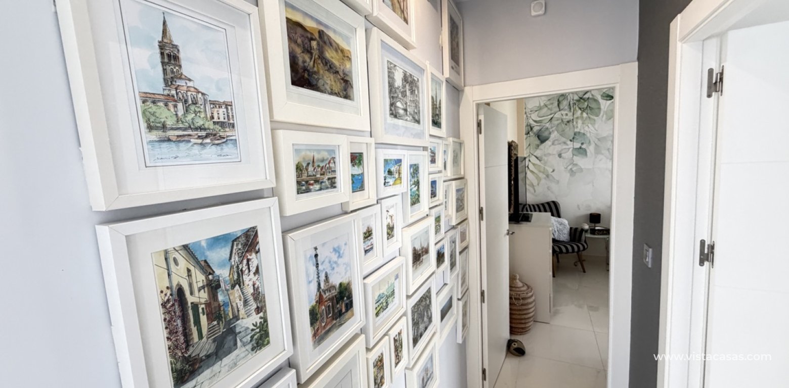 Resale - Villa - Villamartin