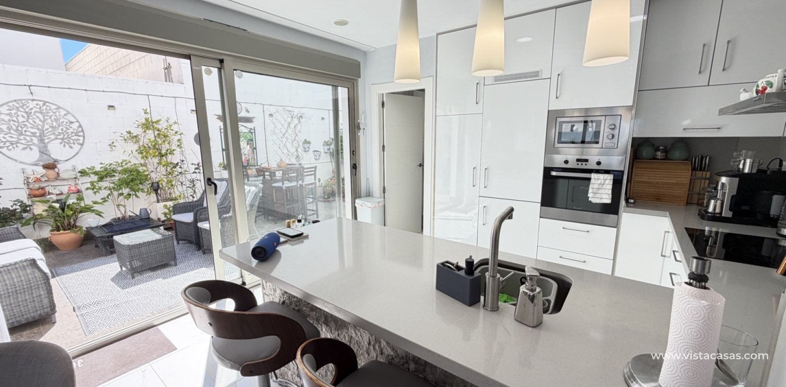 Resale - Villa - Villamartin