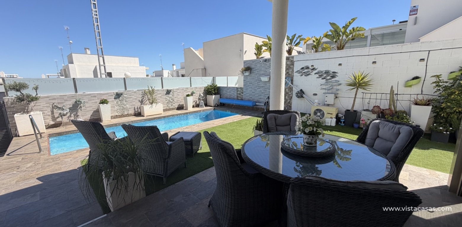 Resale - Villa - Villamartin