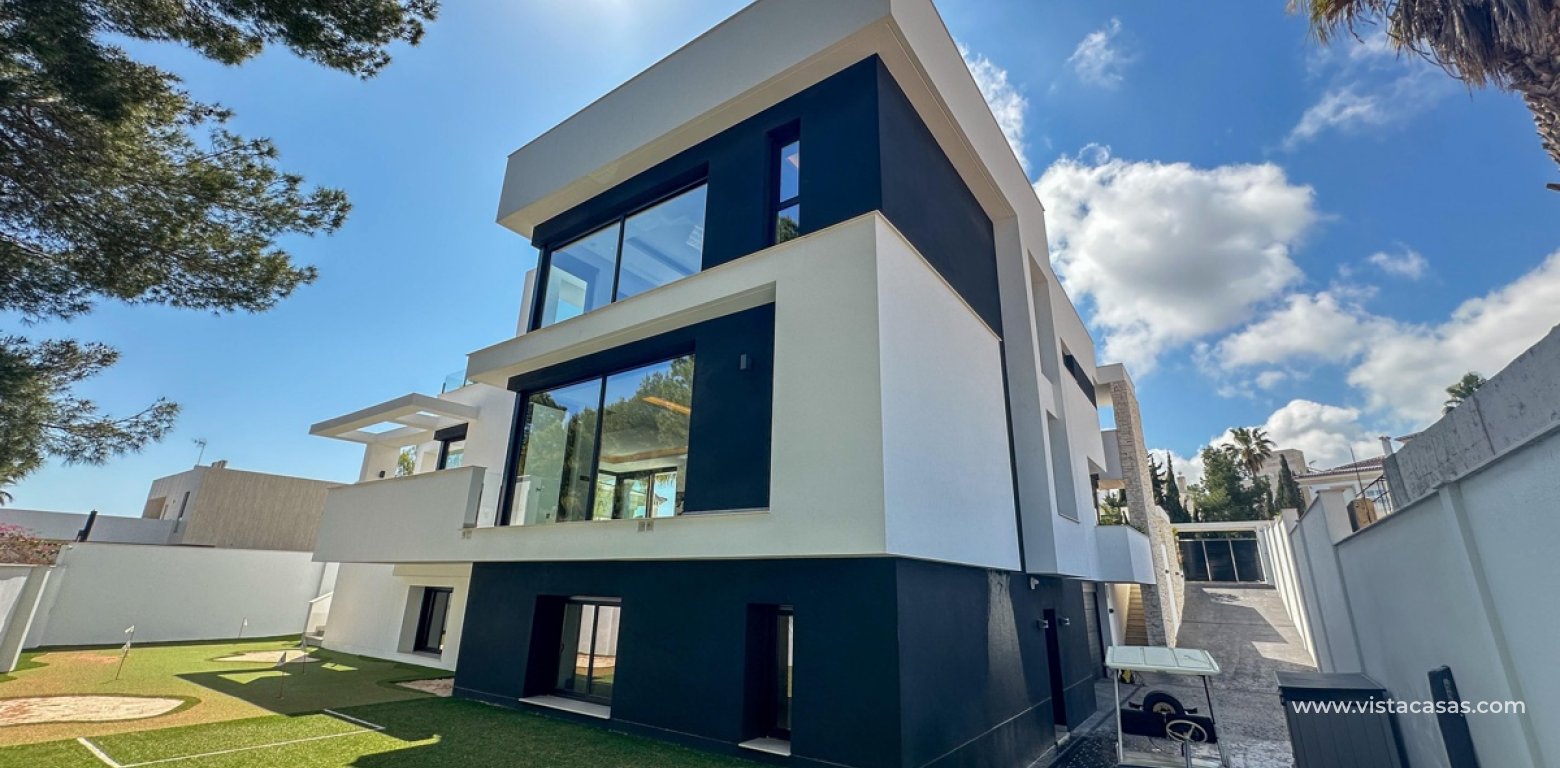 Resale - Villa - Villamartin