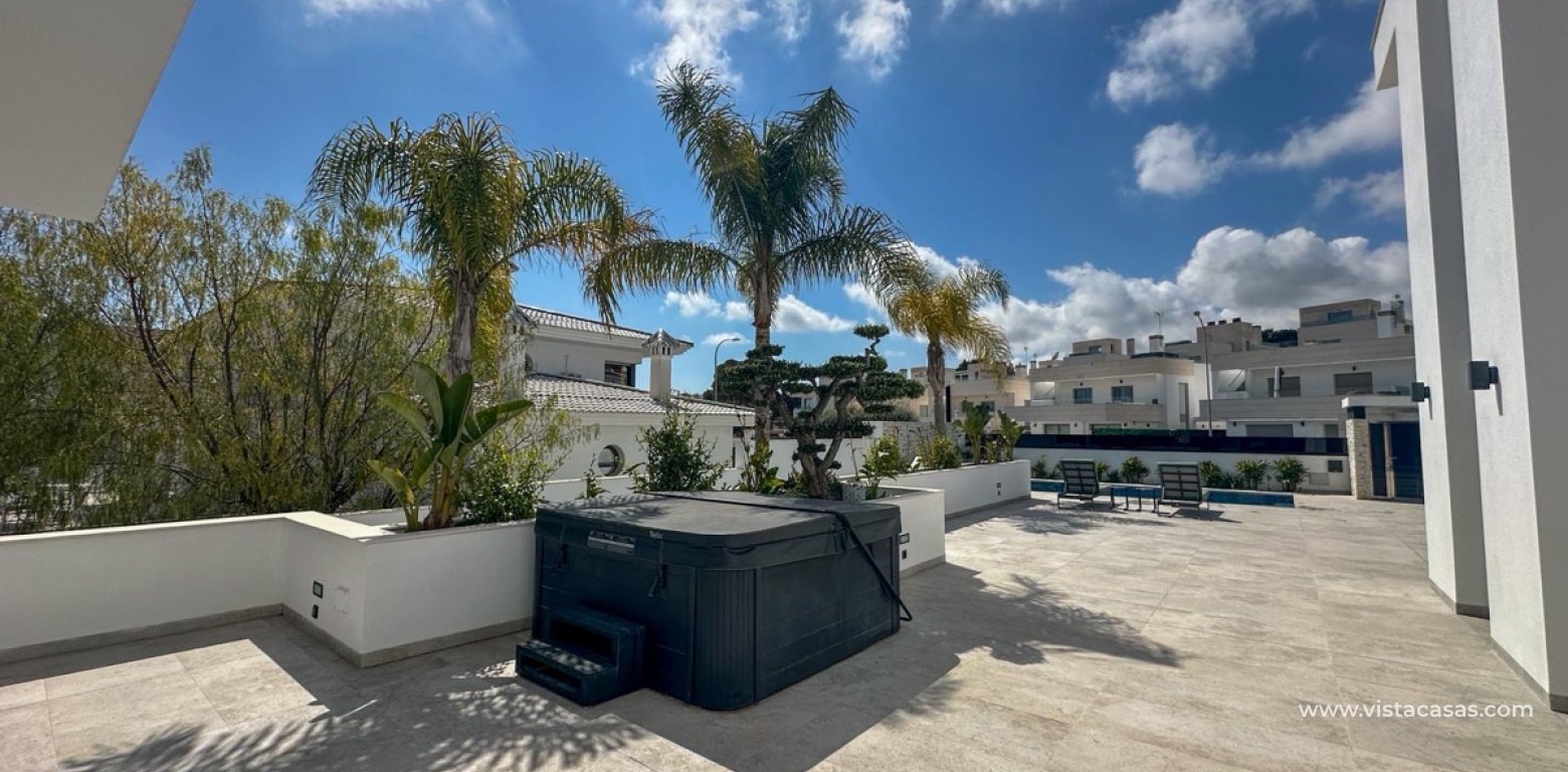 Resale - Villa - Villamartin