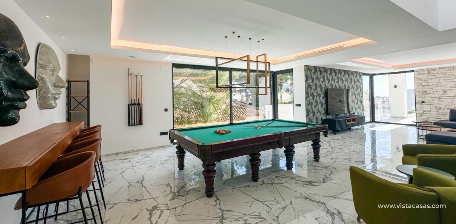 Resale - Villa - Villamartin