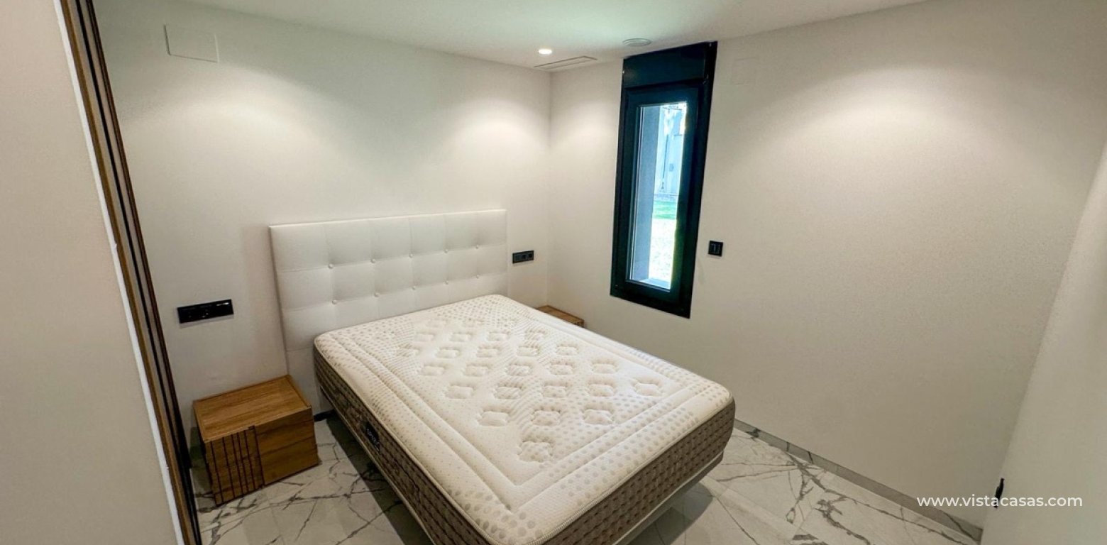 Resale - Villa - Villamartin