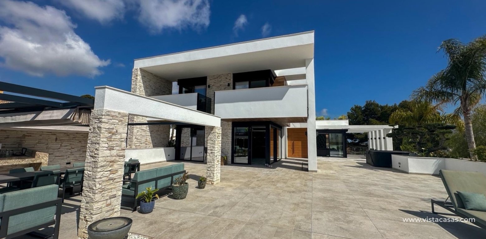 Resale - Villa - Villamartin