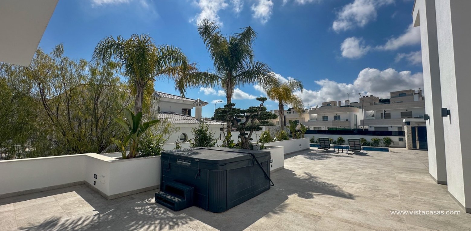 Resale - Villa - Villamartin