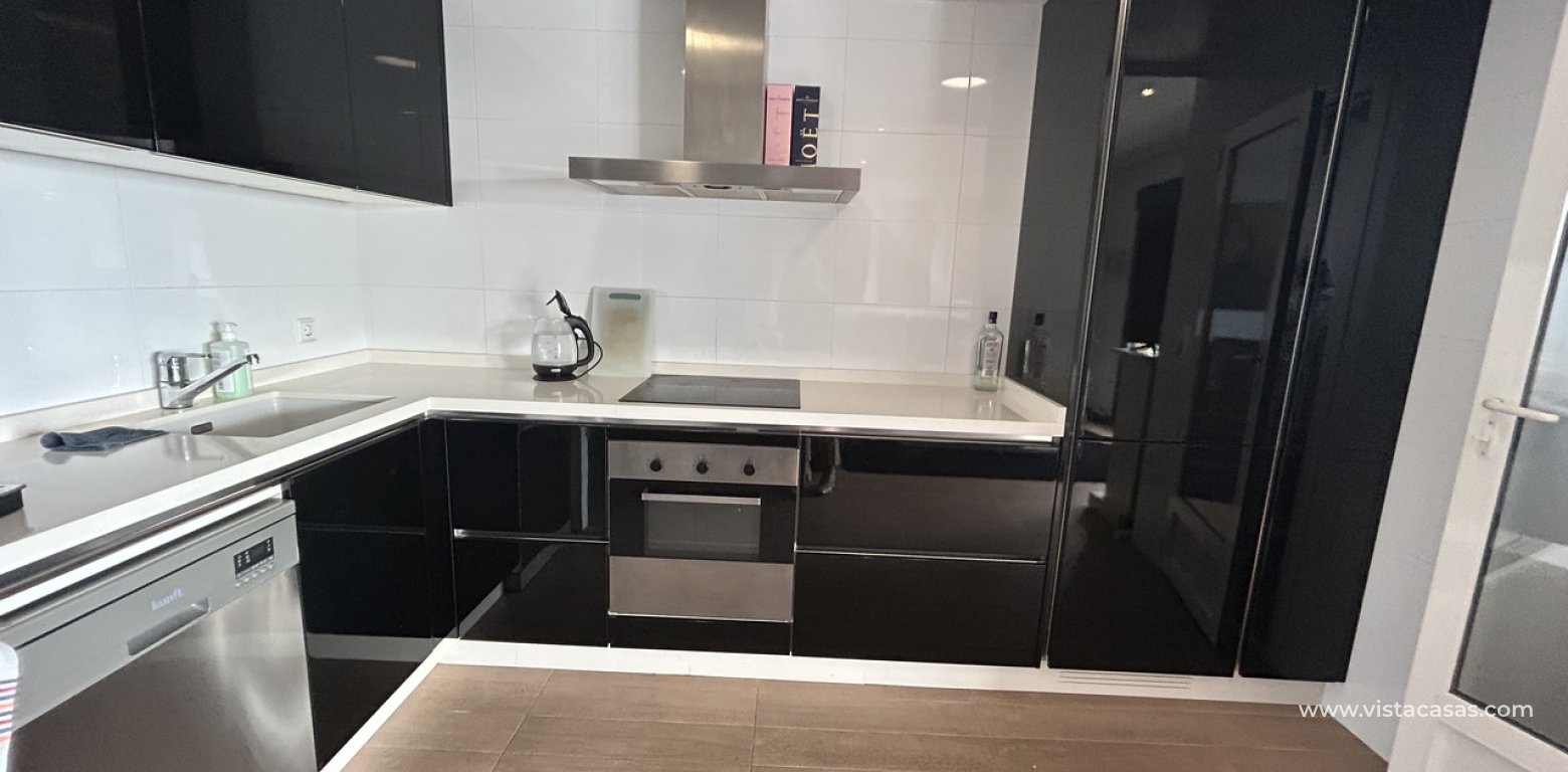 Resale - Apartment - Villamartin