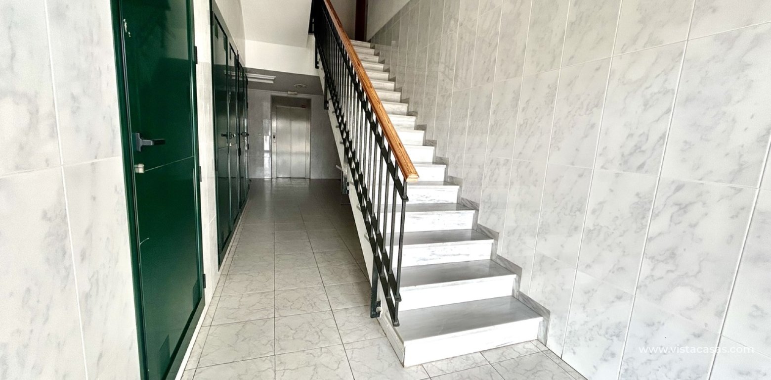 Resale - Apartment - Villamartin