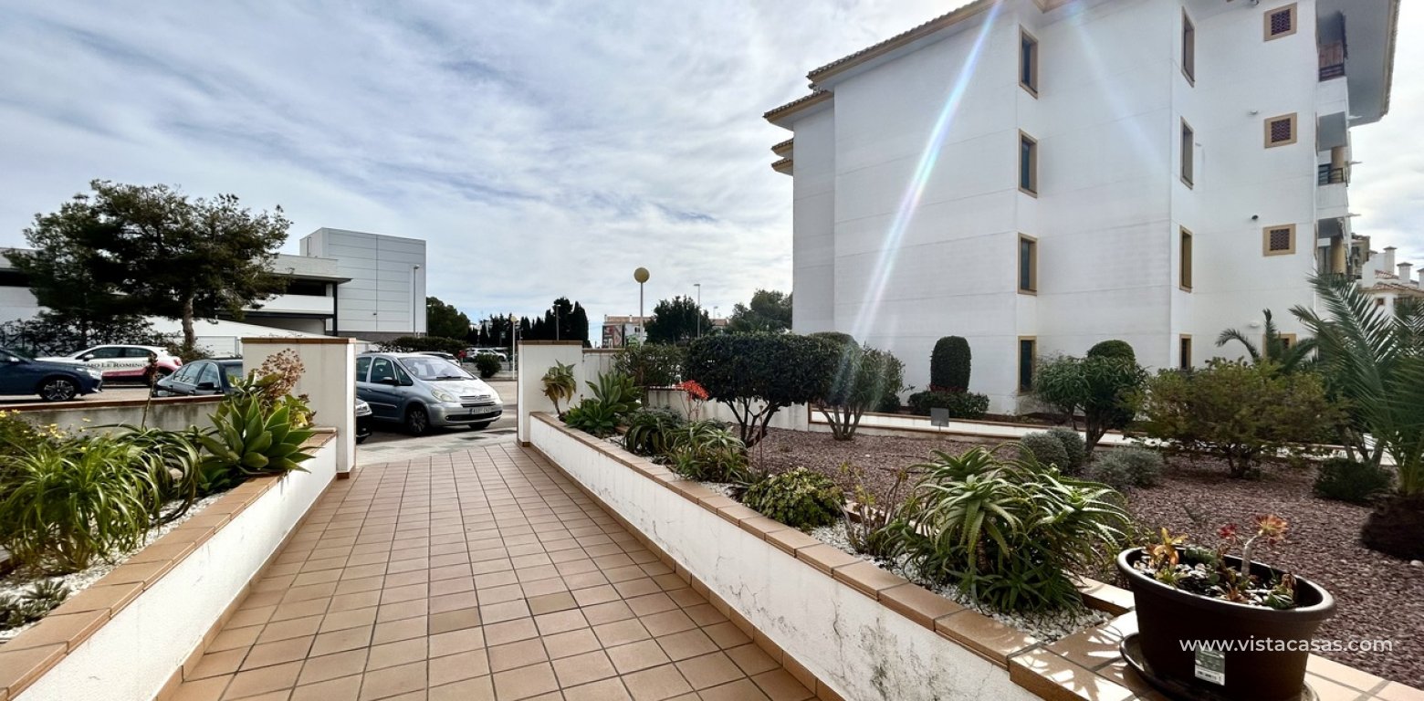 Resale - Apartment - Villamartin