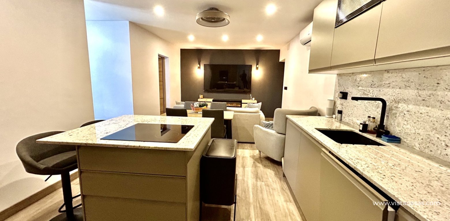 Resale - Townhouse - San Miguel de Salinas