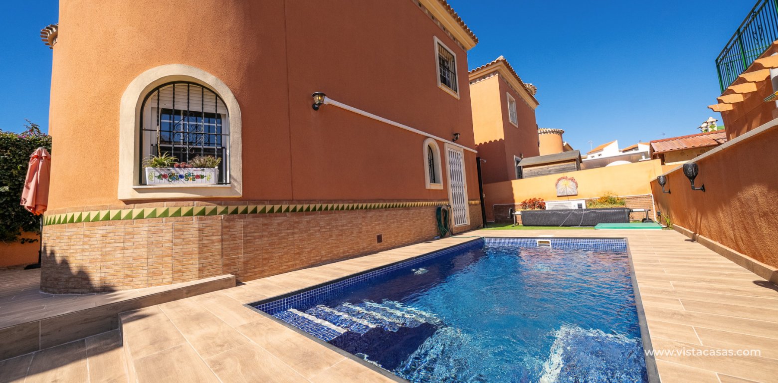 Sale - Villa - Playa Flamenca - Sportcentre